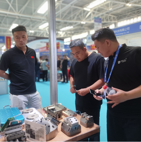 1751011686425598.png 2da619871d9eabbbdb0211c6f56ec37.png